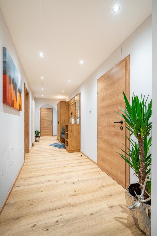 Lakeside Appartments غولدغ المظهر الخارجي الصورة