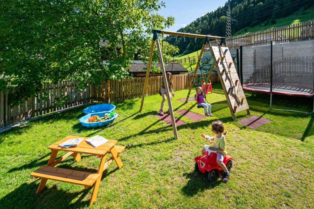 Lakeside Appartments غولدغ المظهر الخارجي الصورة